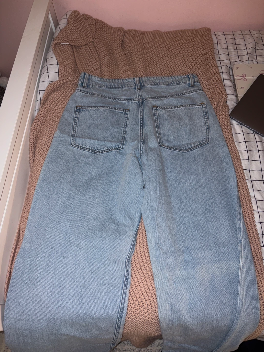 Light Wash Wide Leg Jeans - photo 3