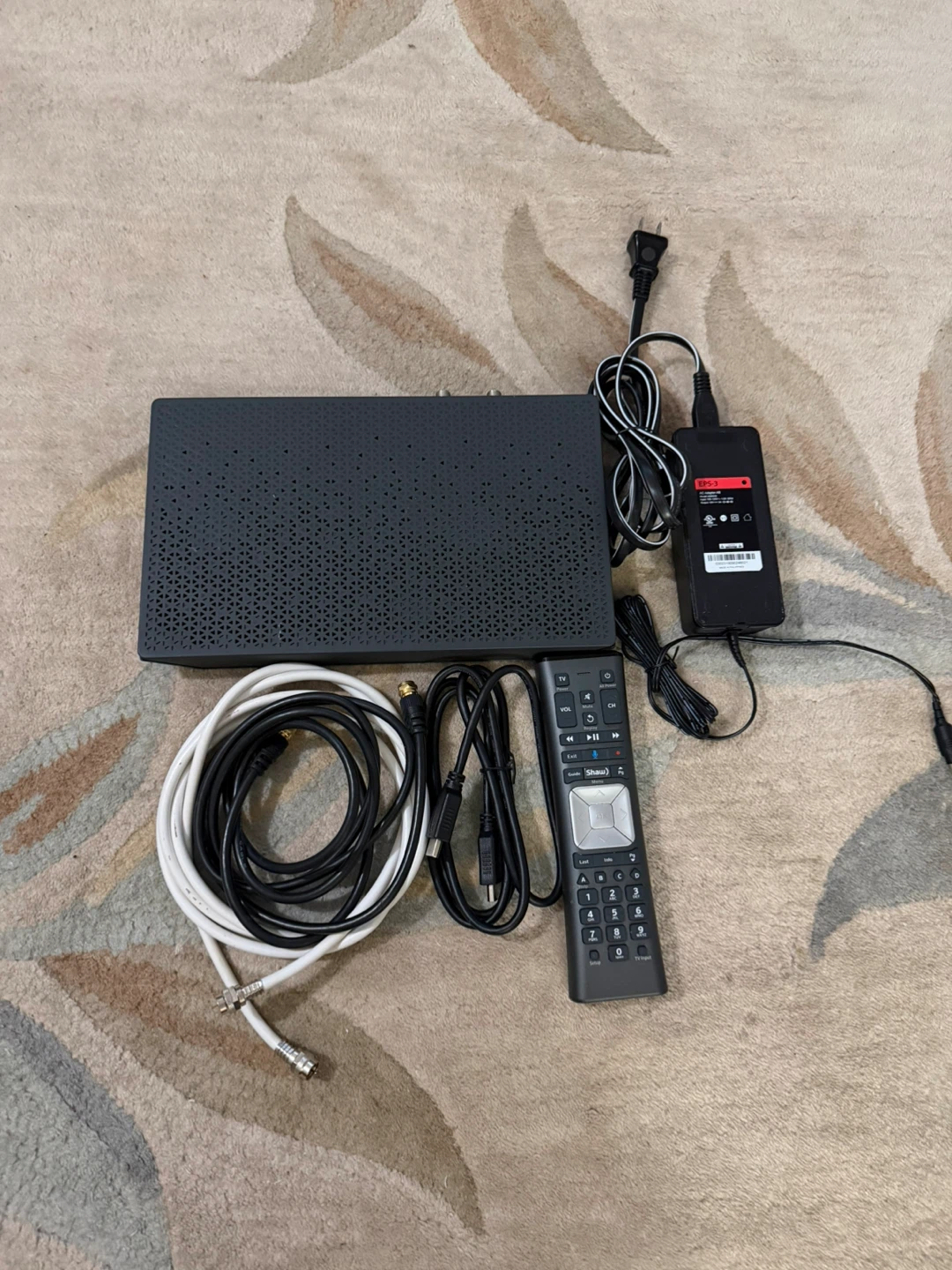Rogers / Xfinity XG1v4-A Cable TV Box - photo 2