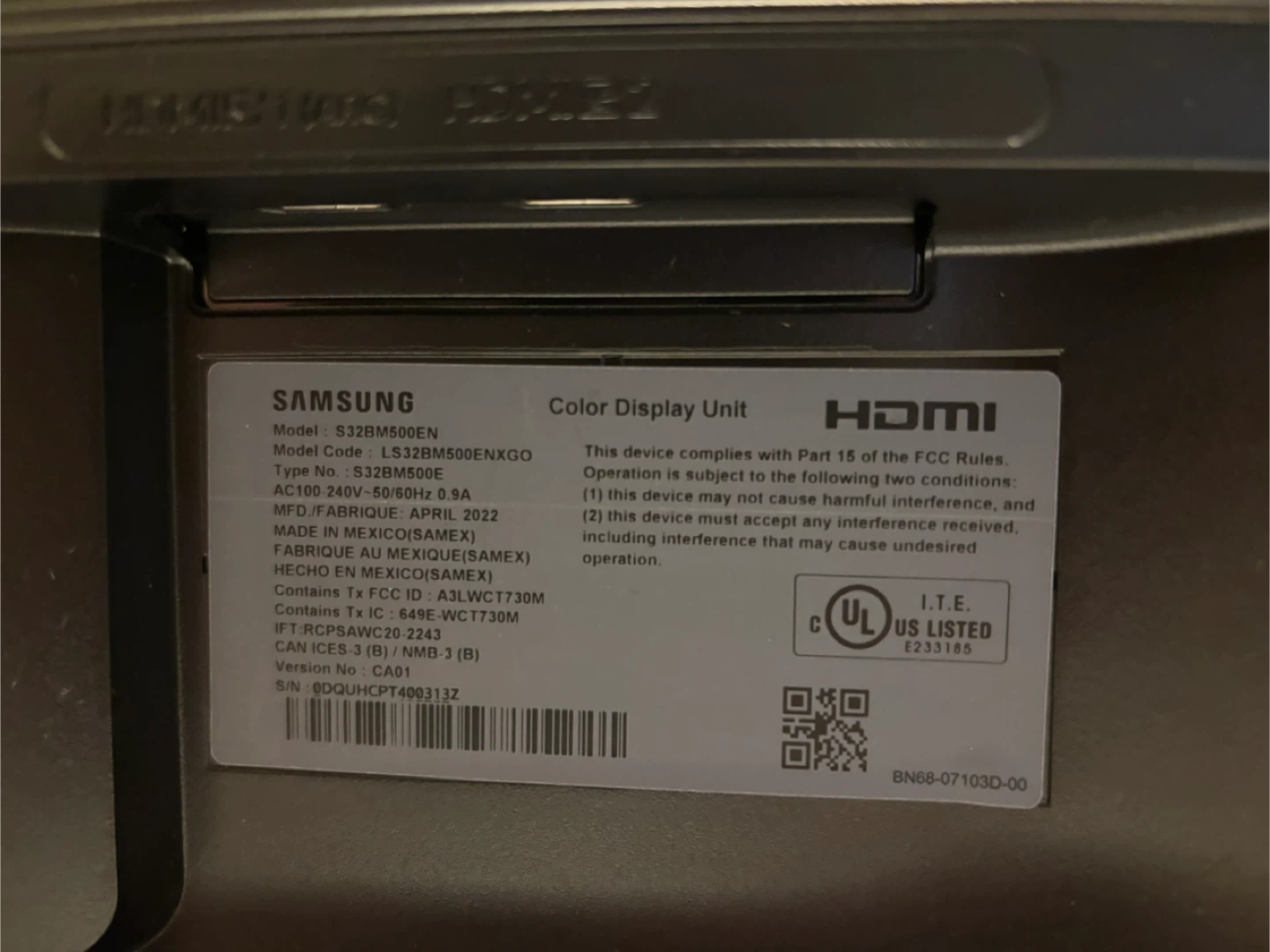 Samsung 32" M5 Smart Monitor w/ Remote - photo 4
