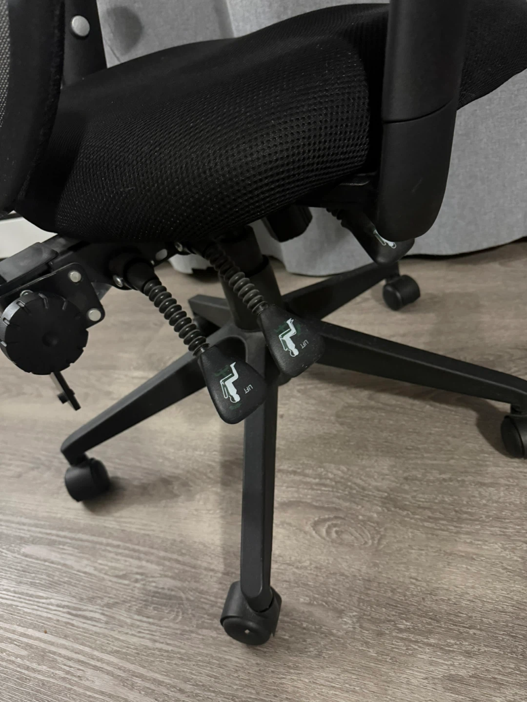 Office Chair- Moving Out Sale - photo 3