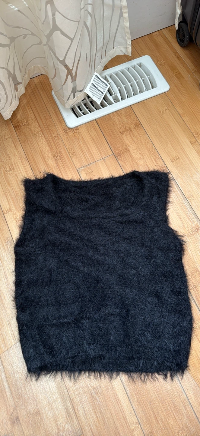 Black Fuzzy Sleeveless Top