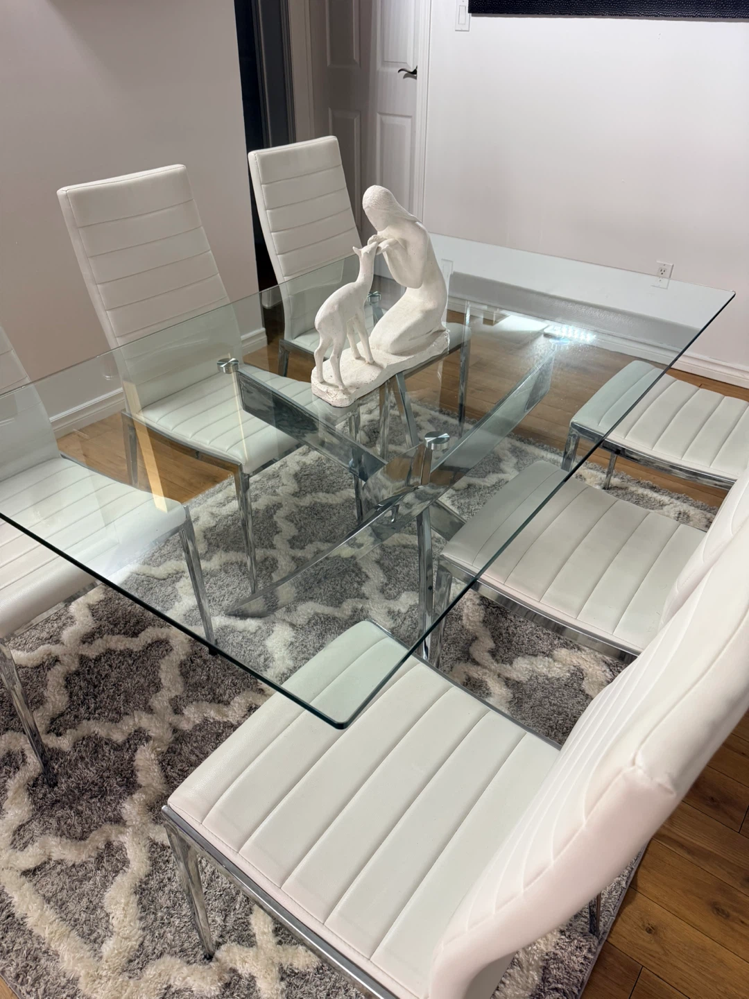 Ebullient Glass dining set