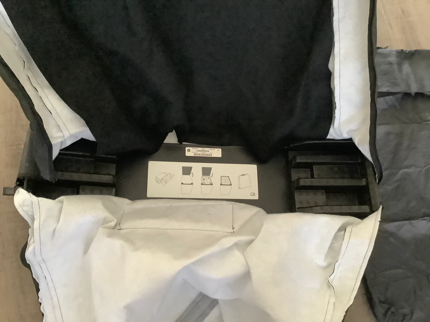 New Jeep hardtop storage bags - photo 2