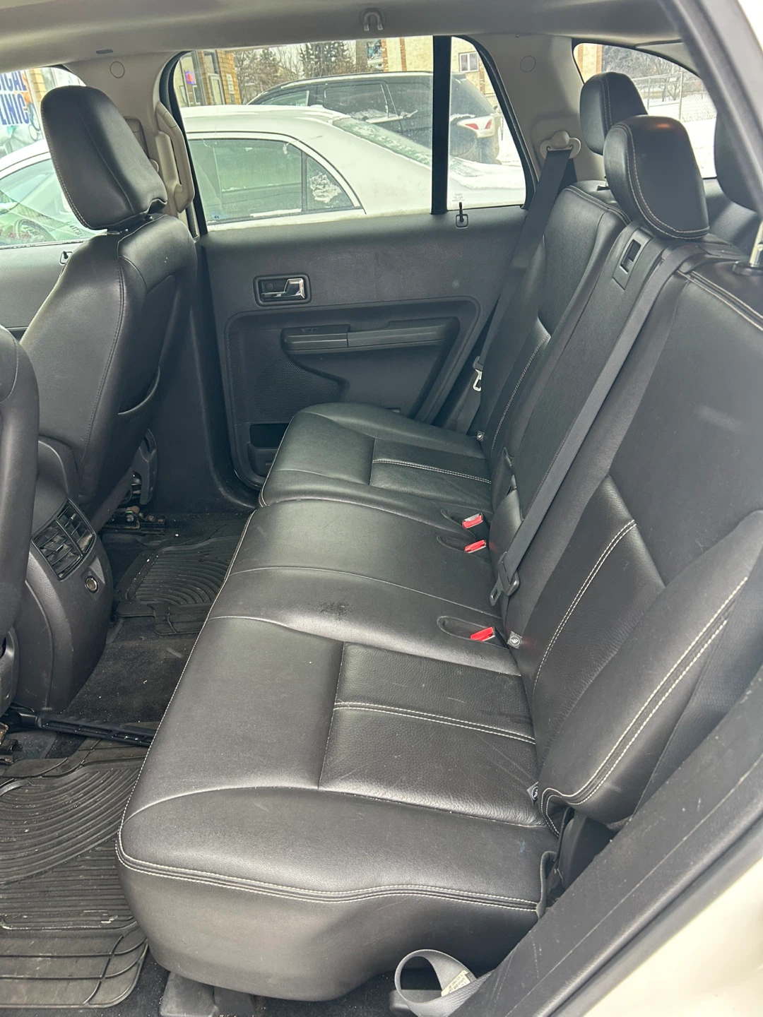 White Ford Edge limited 2008 need gone price negotiable - photo 2
