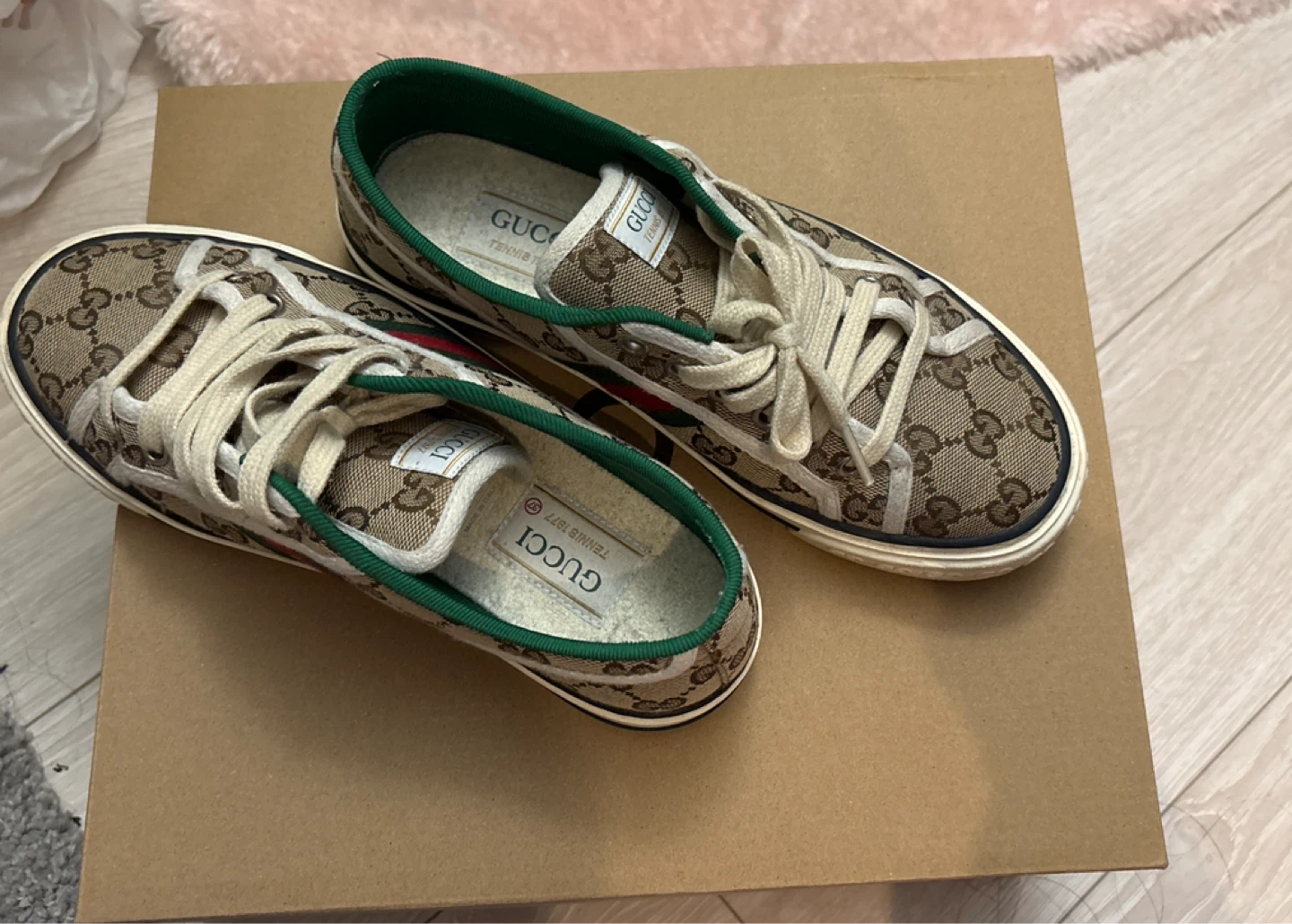 Authentic Gucci Tennis Womens Sneakers(has receipt)