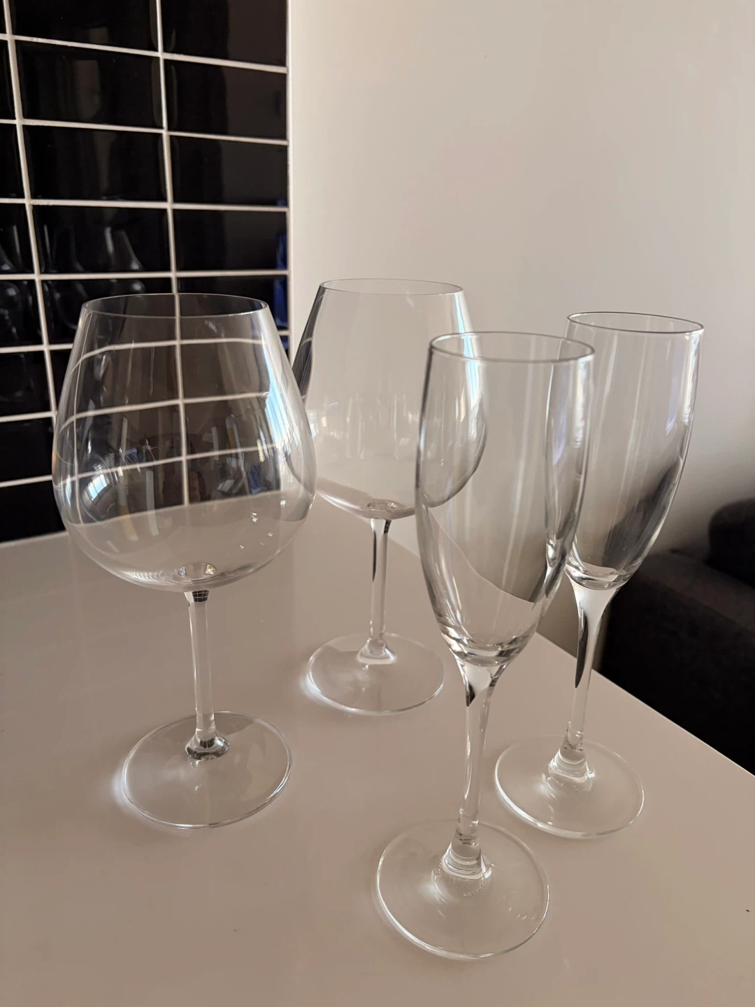 Moving Sale: Set of 4 Wine and Champagne Glasses