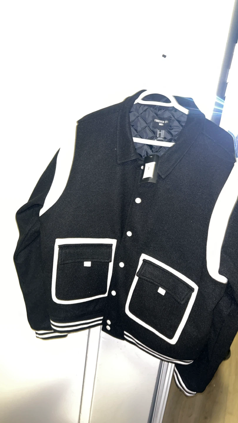 BRAND NEW Forever 21 Varsity Jacket XL/TG Black White