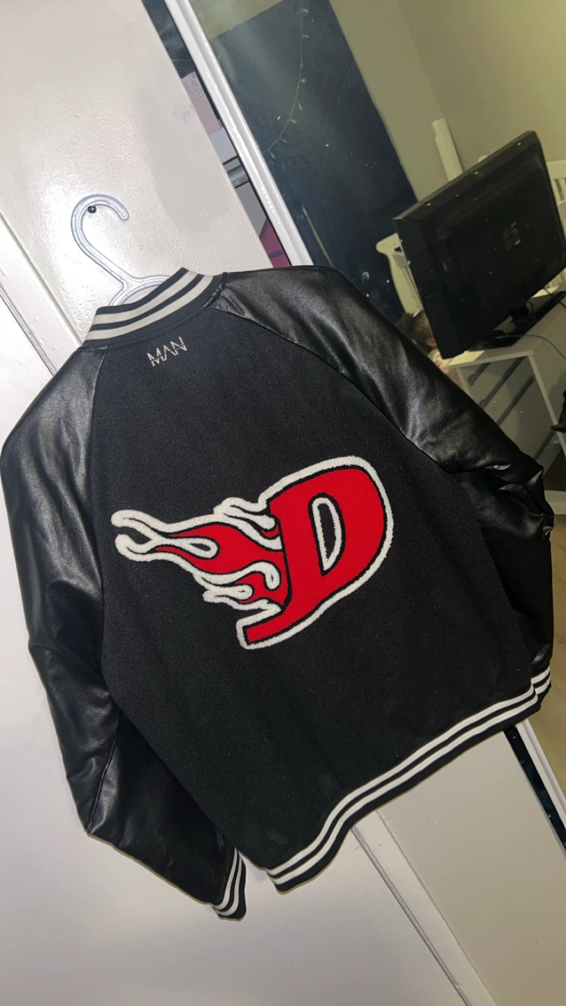 Brand new MAN x BABAY Varsity Jacket - photo 4