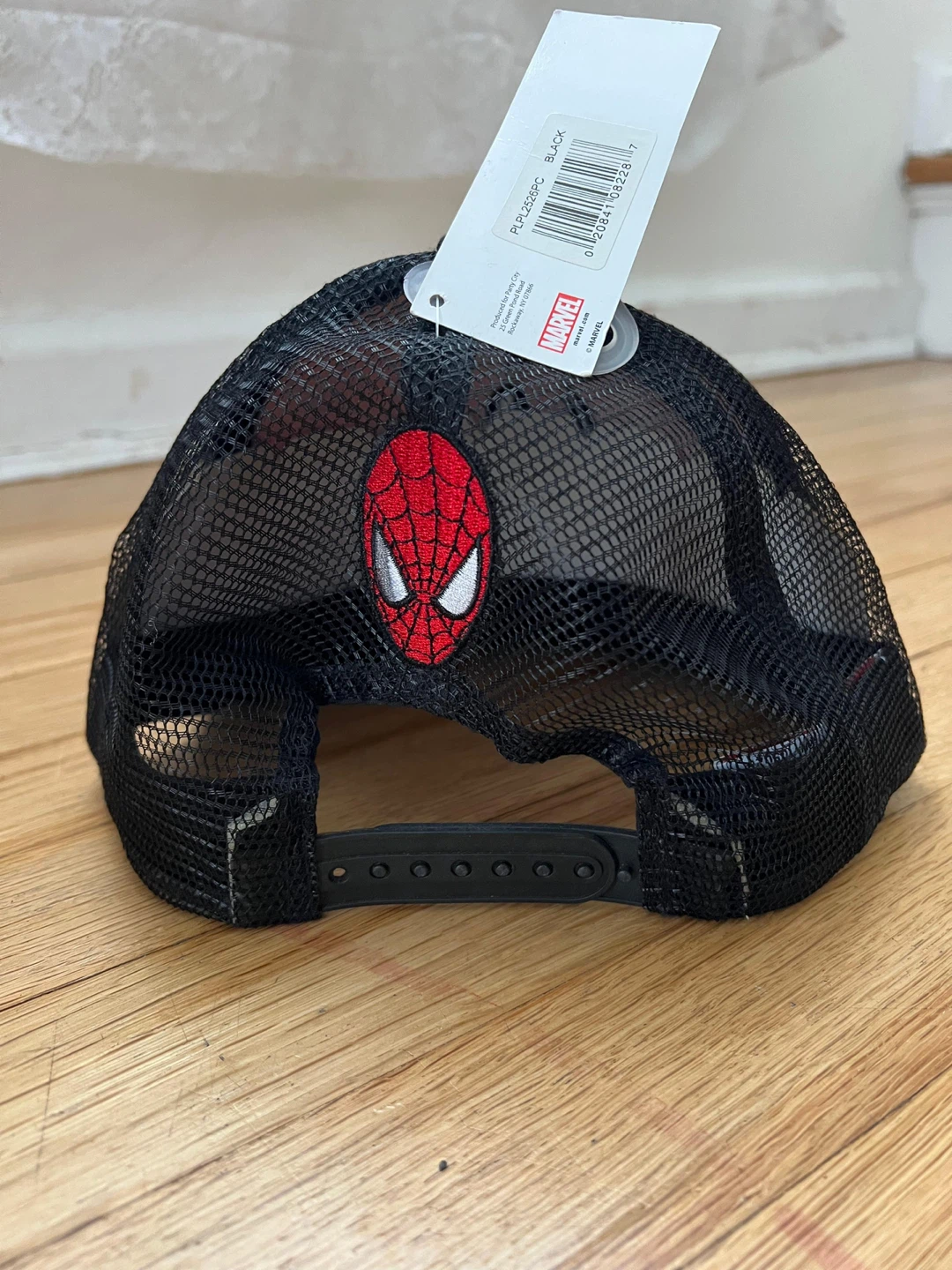 Marvel Spider-Man Trucker Hat - photo 4