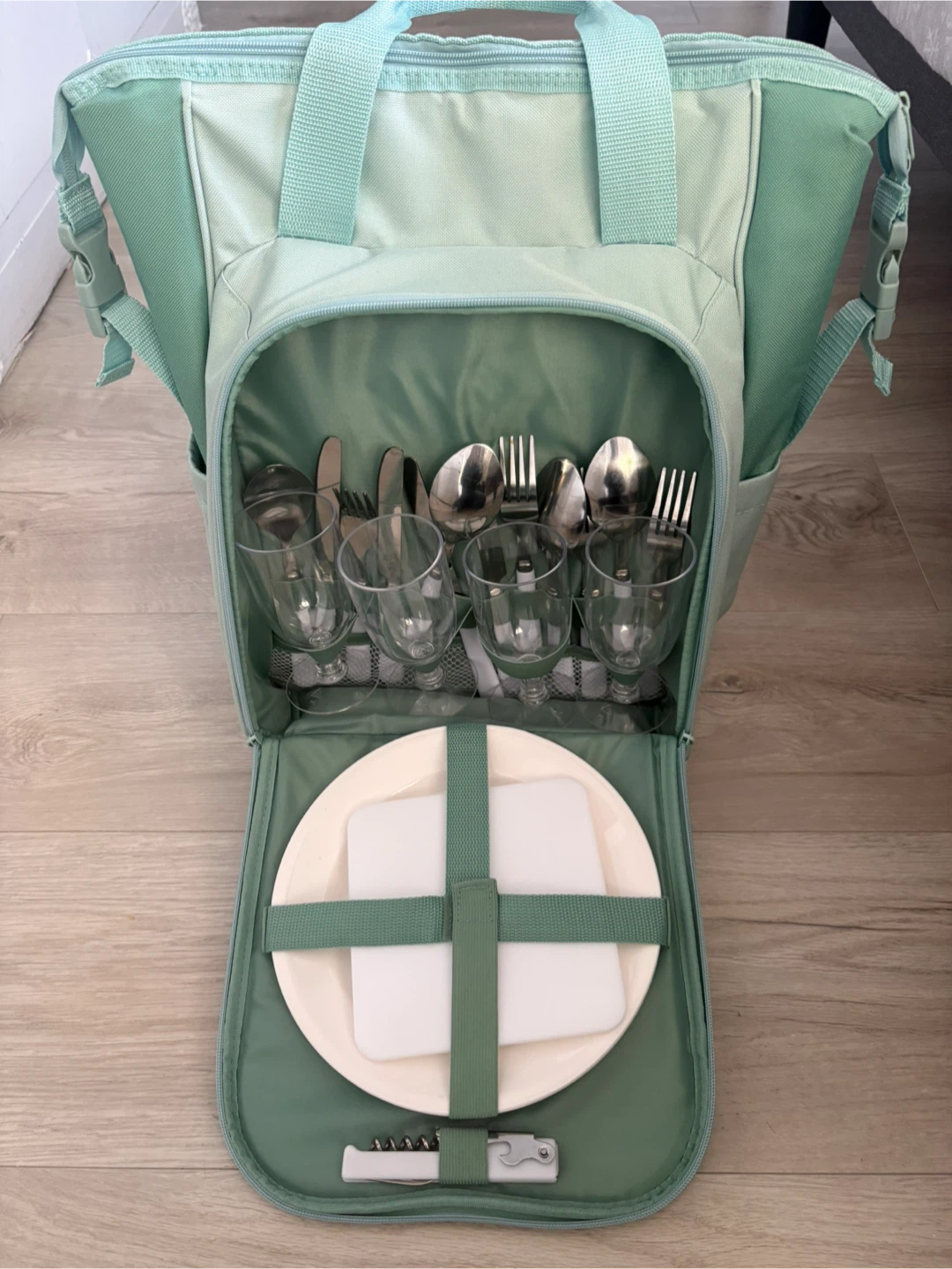 Picnic Backpack Set with Glasses, Plates & Utensils