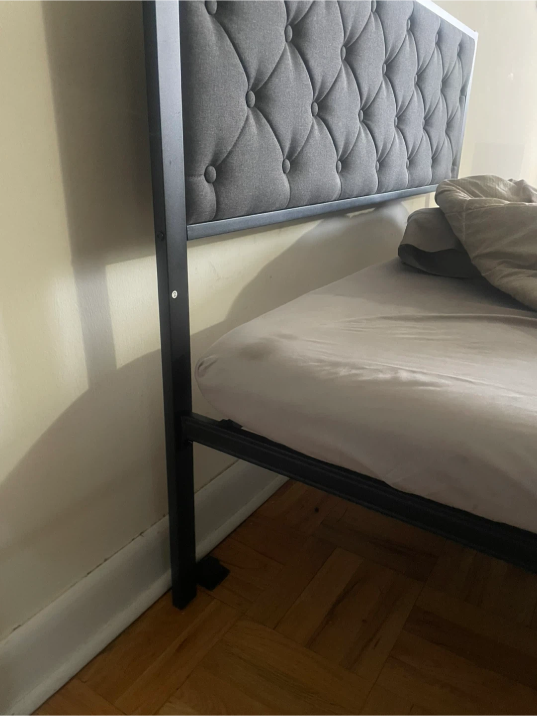 Bed frame queen - photo 3