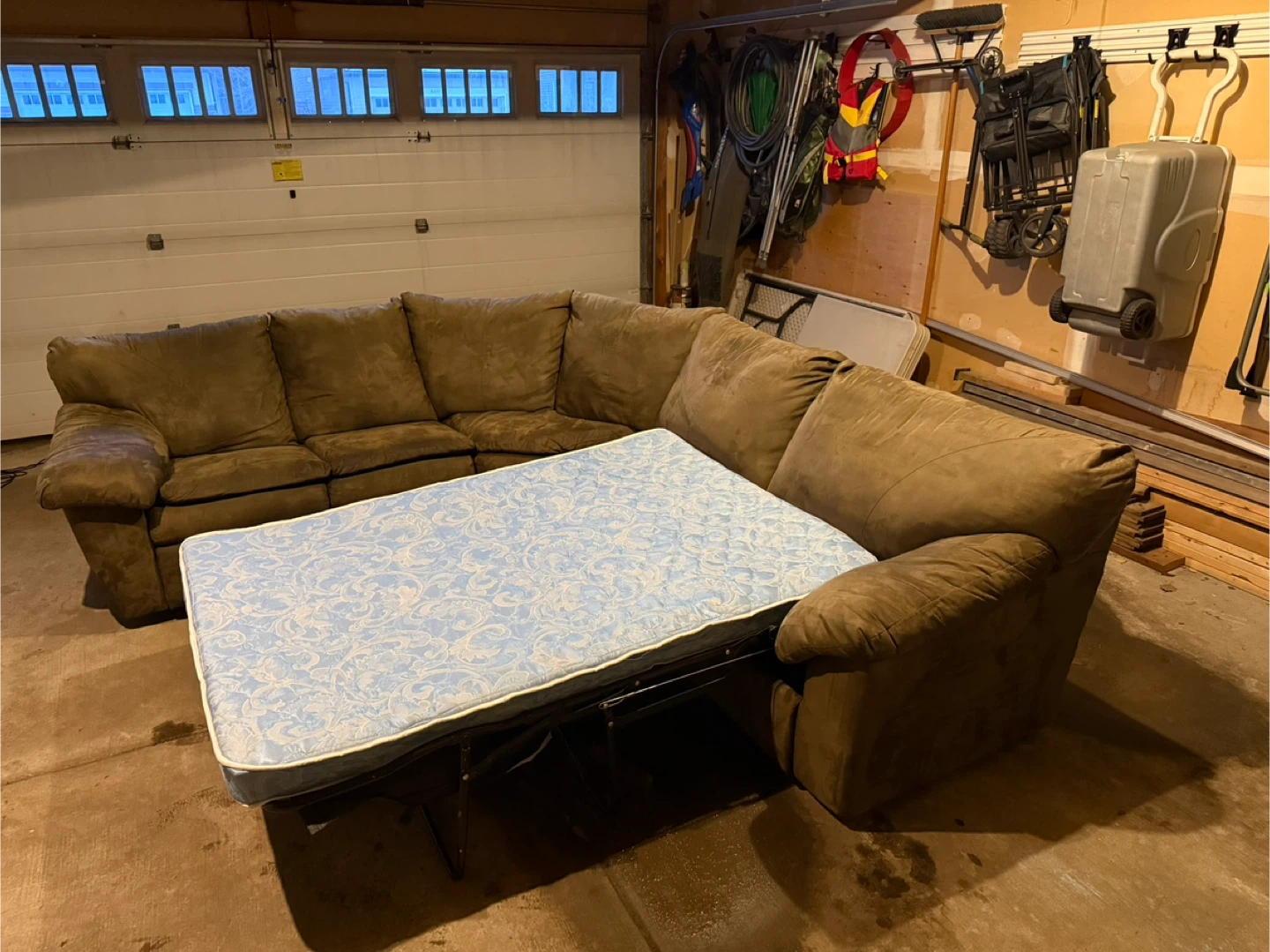 Sectional Sofa with pull-out bed - photo 3