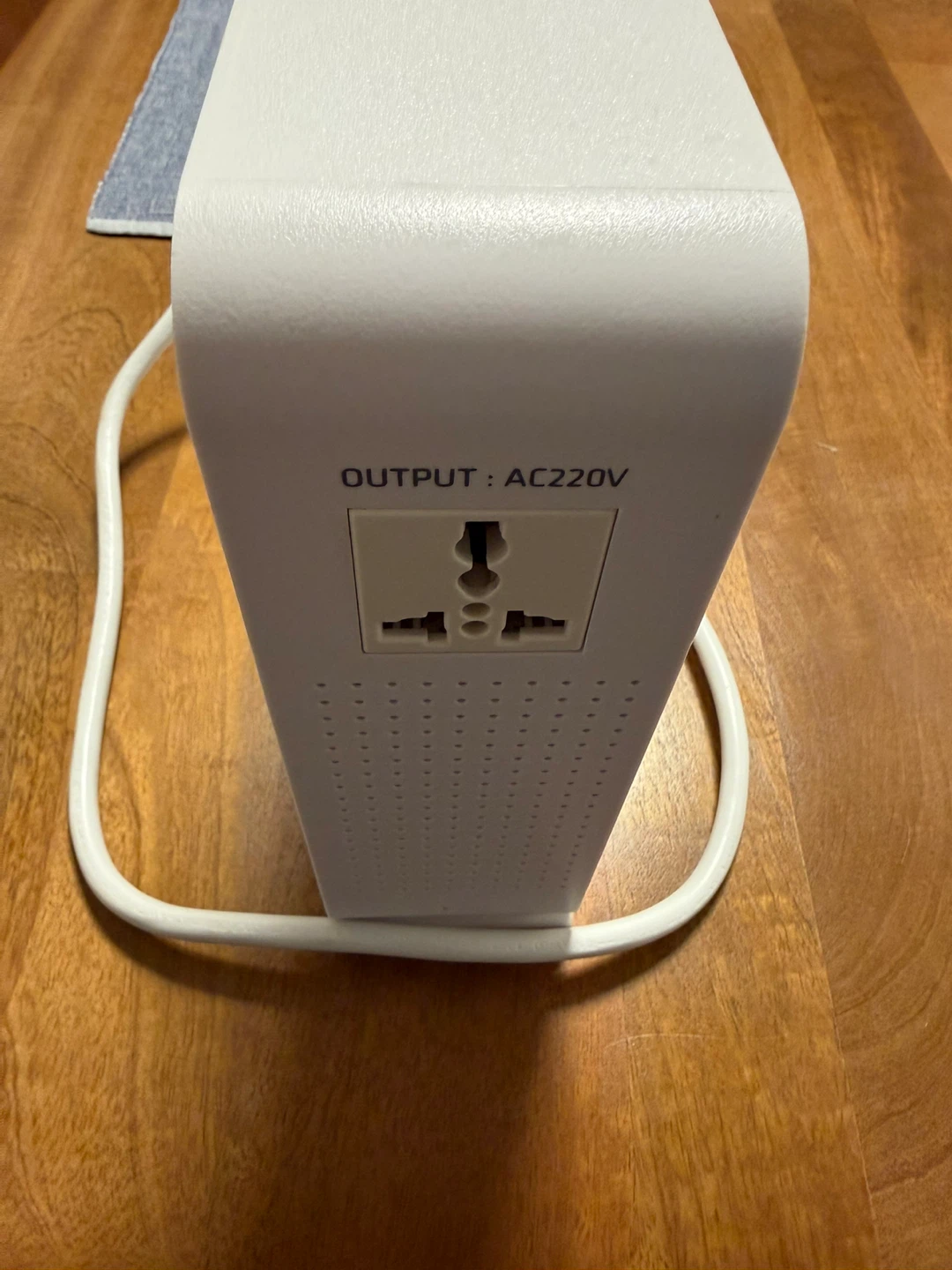 Voltage converter - photo 2