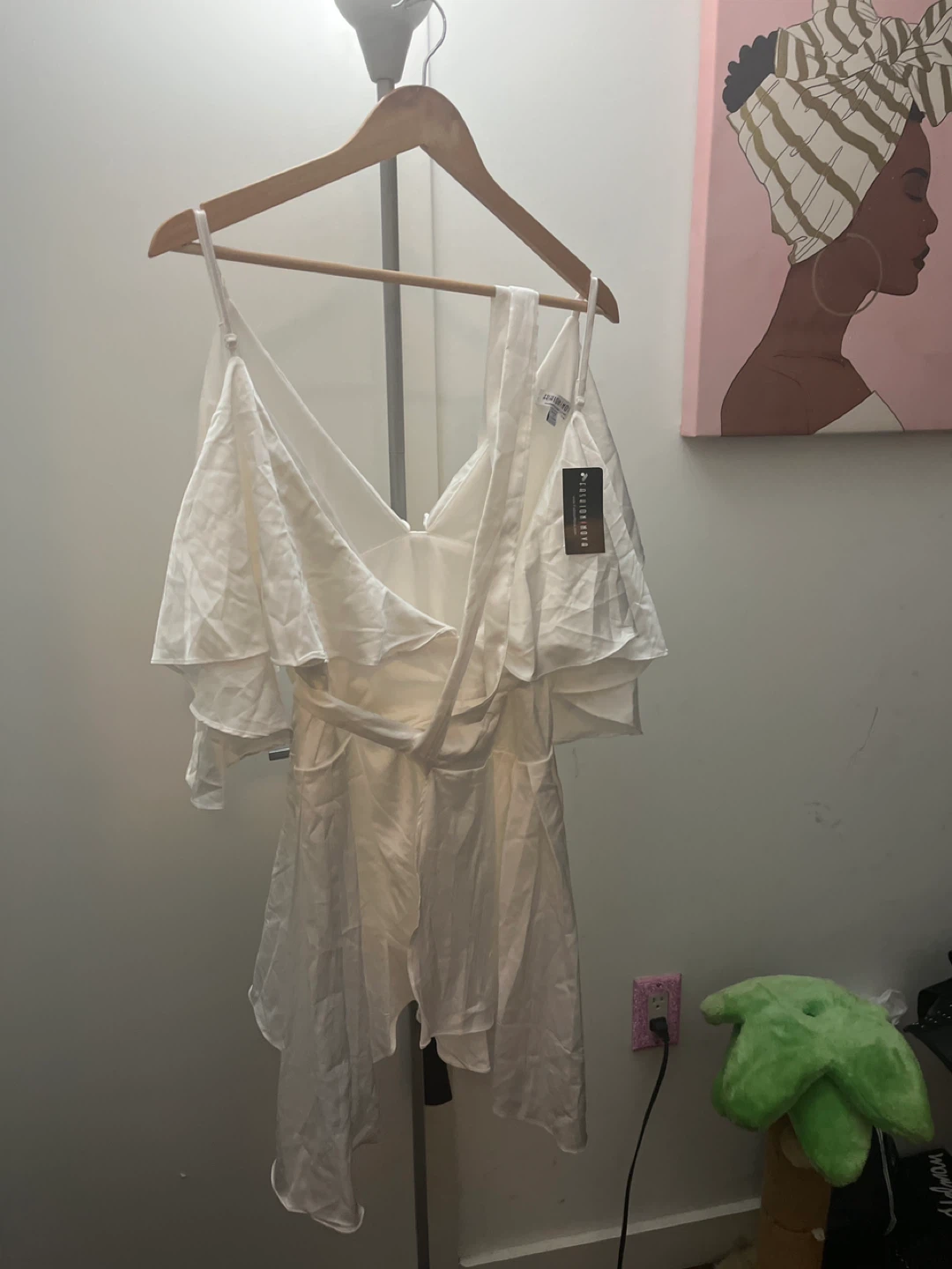 Fashion Nova White Boss Gloss Midi Dress - Size M - photo 2