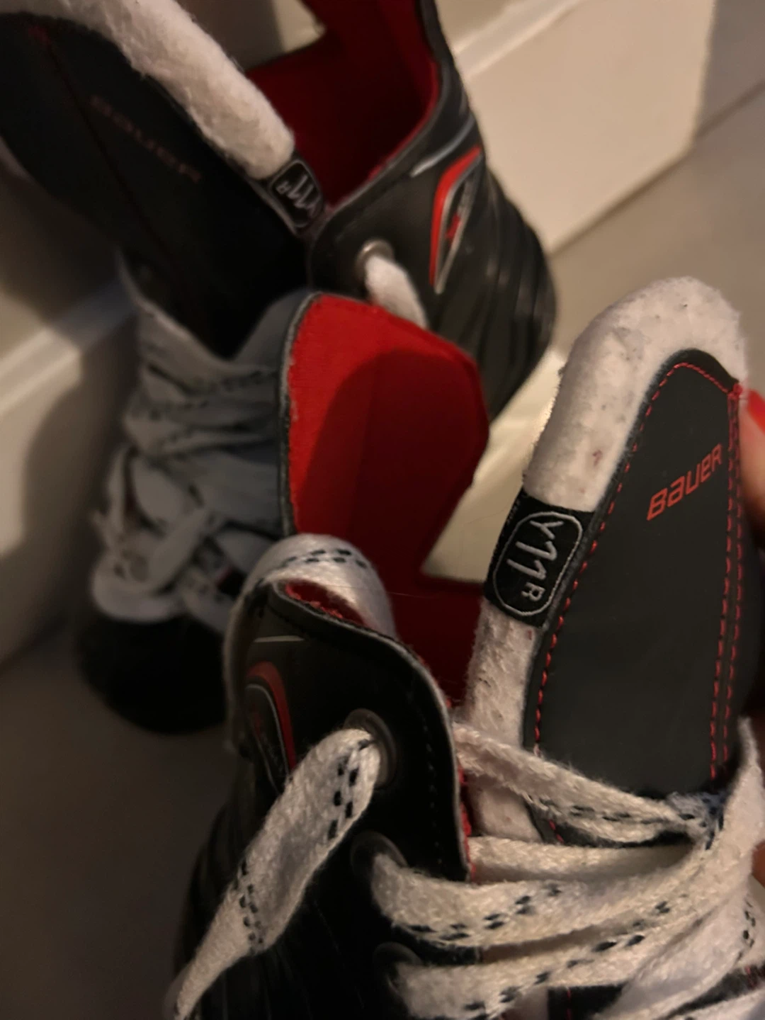 Bauer Vapor X250 Youth Ice Hockey Skates - Size Y11R - photo 3