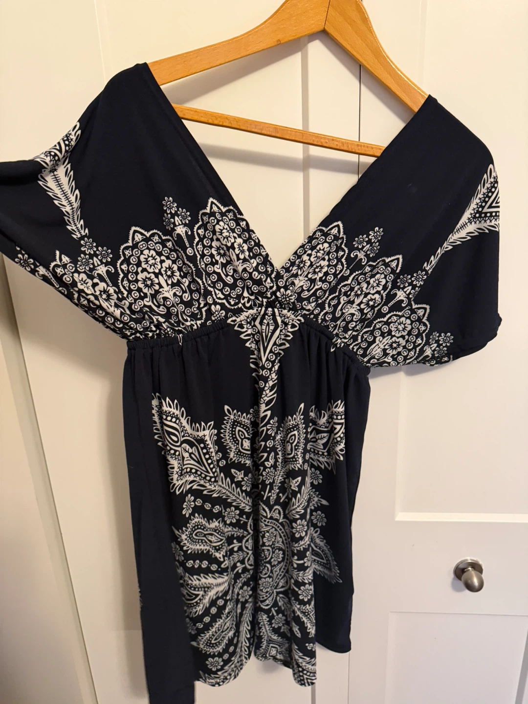 Dolce & Gabbana Navy & White Patterned V-Neck Dress - photo 3