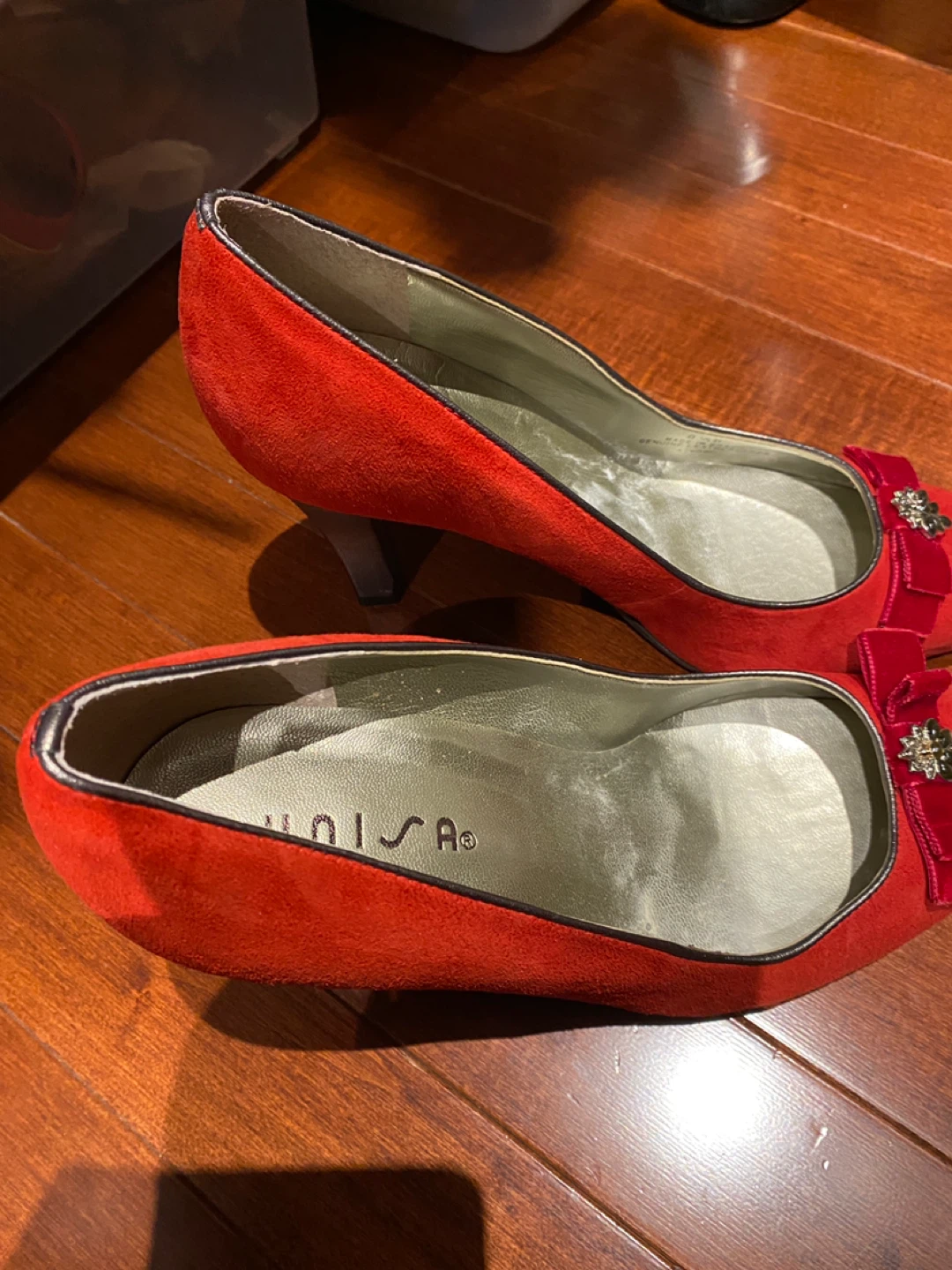 UNISA Red Suede Heeled Pumps with Jewel Detail - photo 2