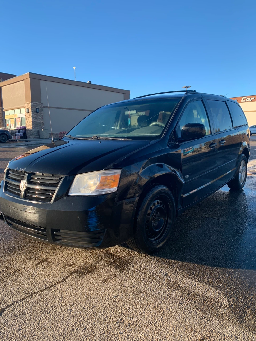 2009 Black Dodge Grand Caravan - photo 2