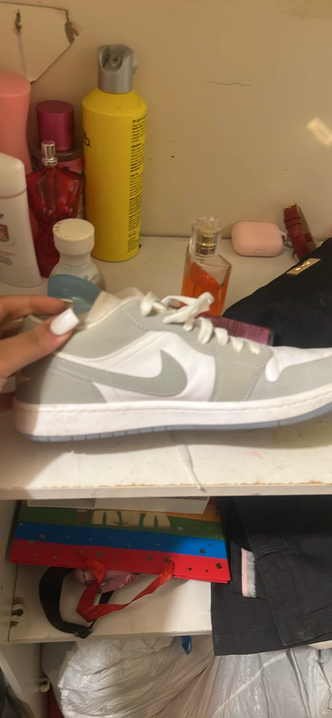 Air Jordan 1 Low SE Shoes - photo 2