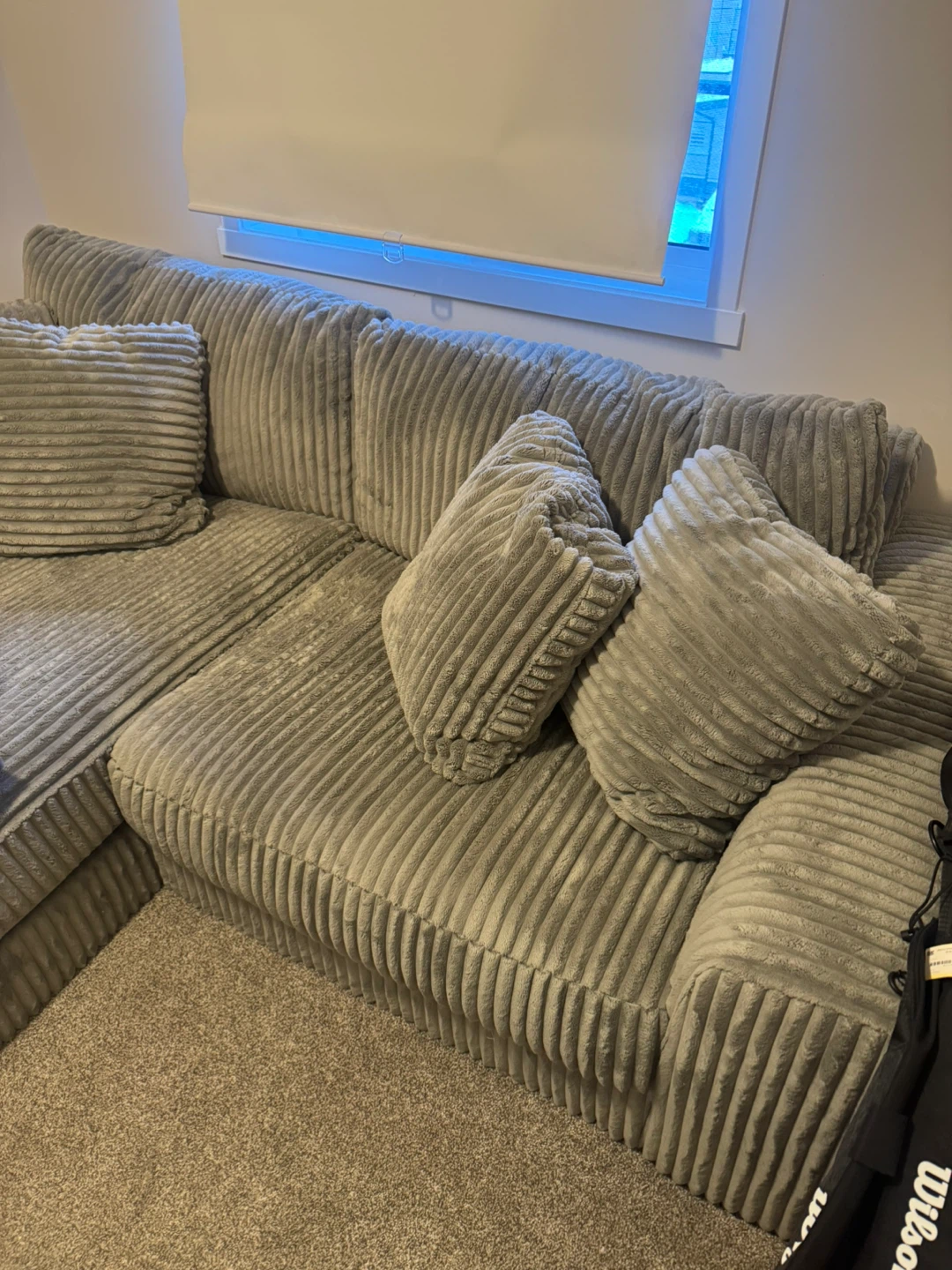 Lyndin Oversized Sectional