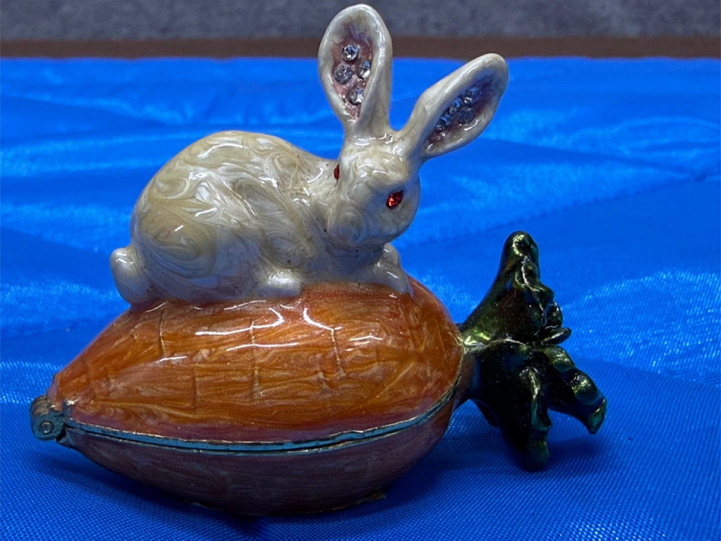 Enamel Bunny on Carrot Trinket Box - photo 2