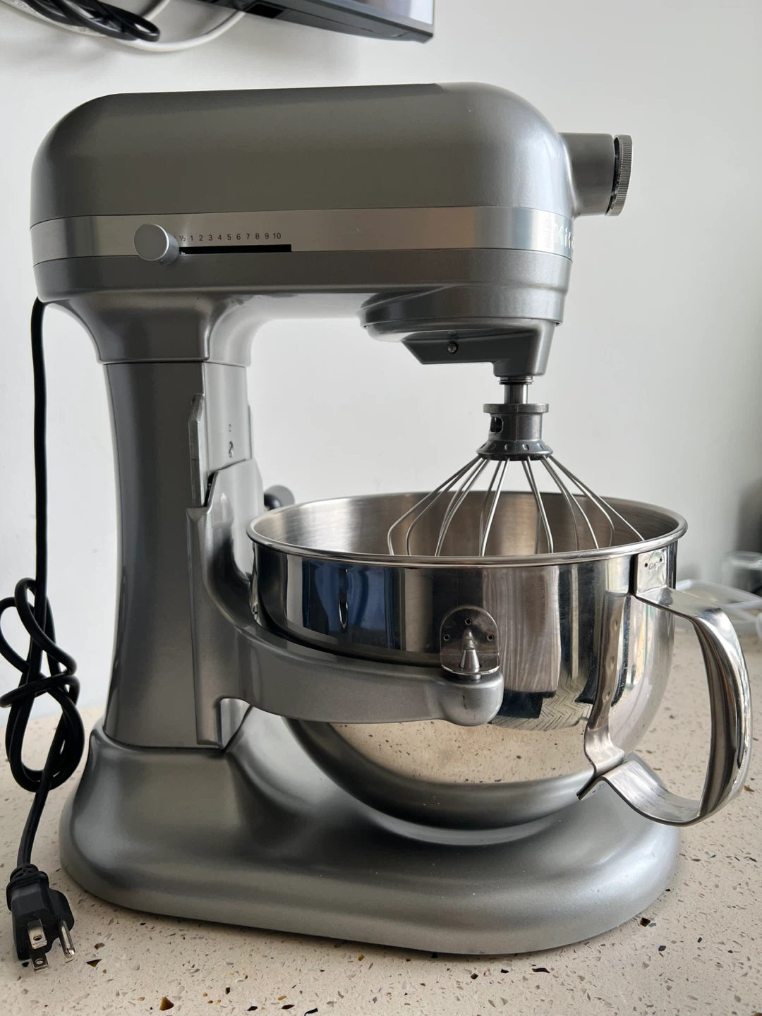 KitchenAid Stand Mixer - Spring Cleaning Sale ✈️