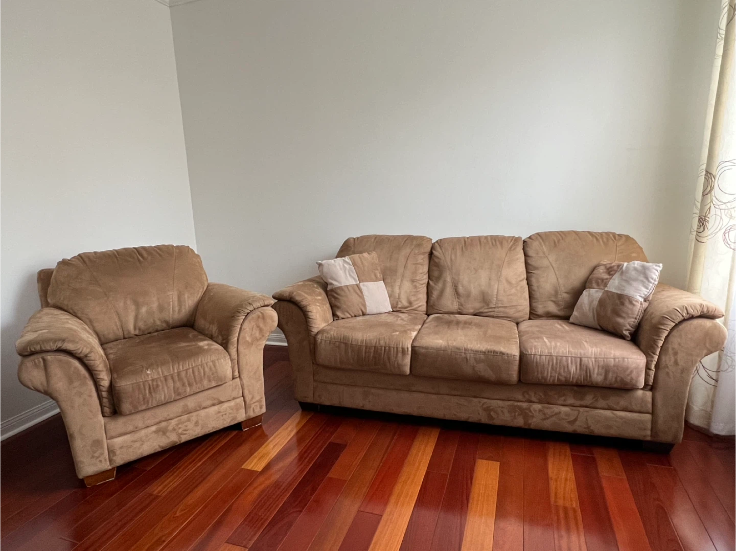 Moving sale-Brown Suede Sofa and Armchair Set - photo 4