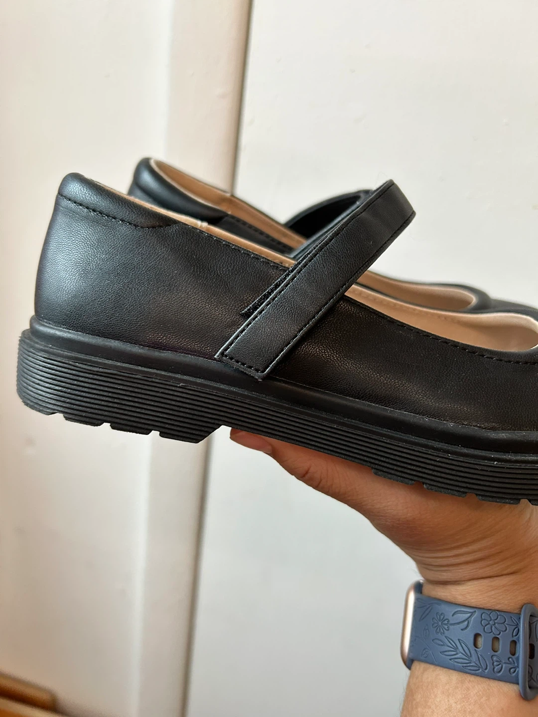 Children place Mary Jane shoes size 4 - photo 3