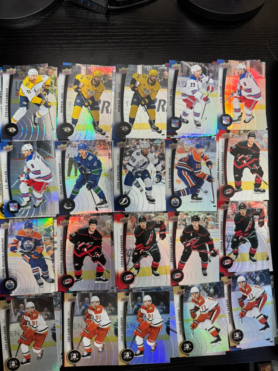 Upper Deck 2021-22 NHL Hockey Cards - photo 3