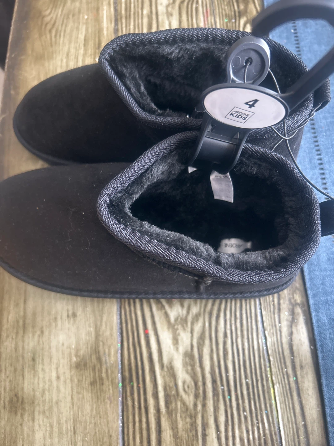 Ardene Black Faux Fur Lined Booties - Kids Size 4 - photo 2