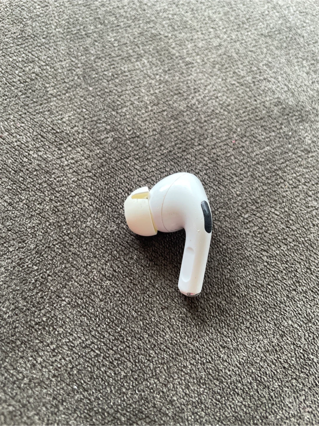 Apple A2084 Pro Model Left White Wireless Earbud (Single)