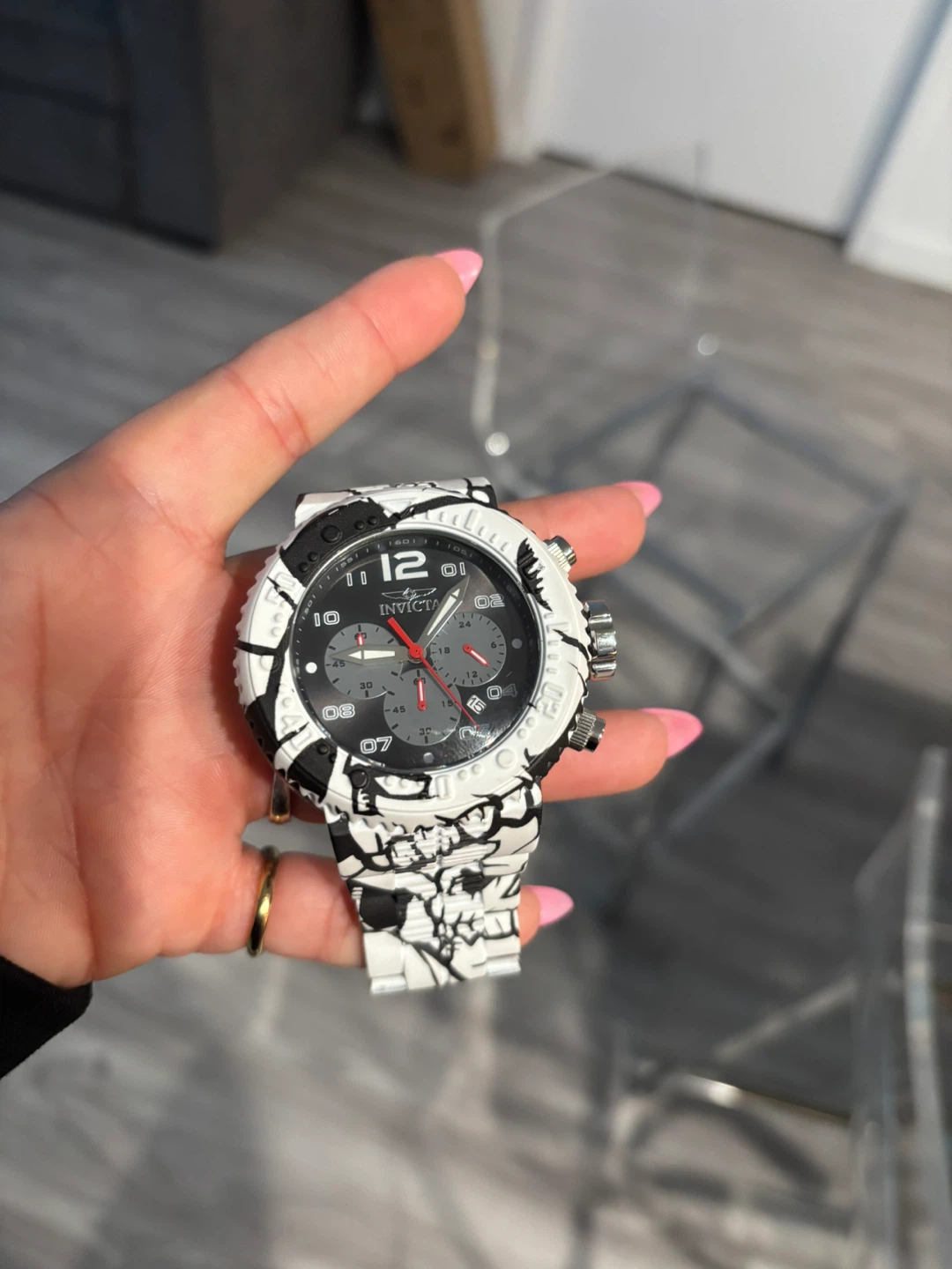 Invicta "Pro Diver" Quartz Watch - Black & White - photo 3
