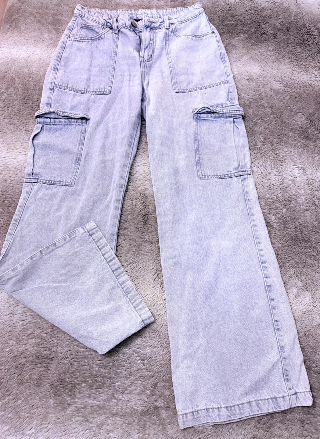 Aeropostale Wide Leg Cargo Jeans