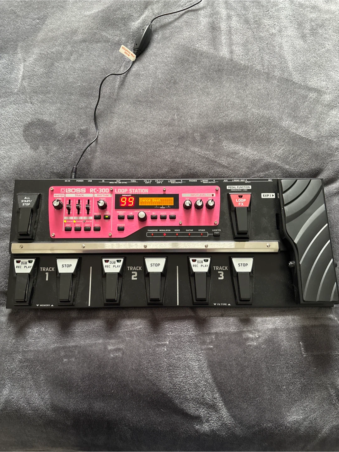 BOSS RC-300 Loop Station Guitar Effects Pedal