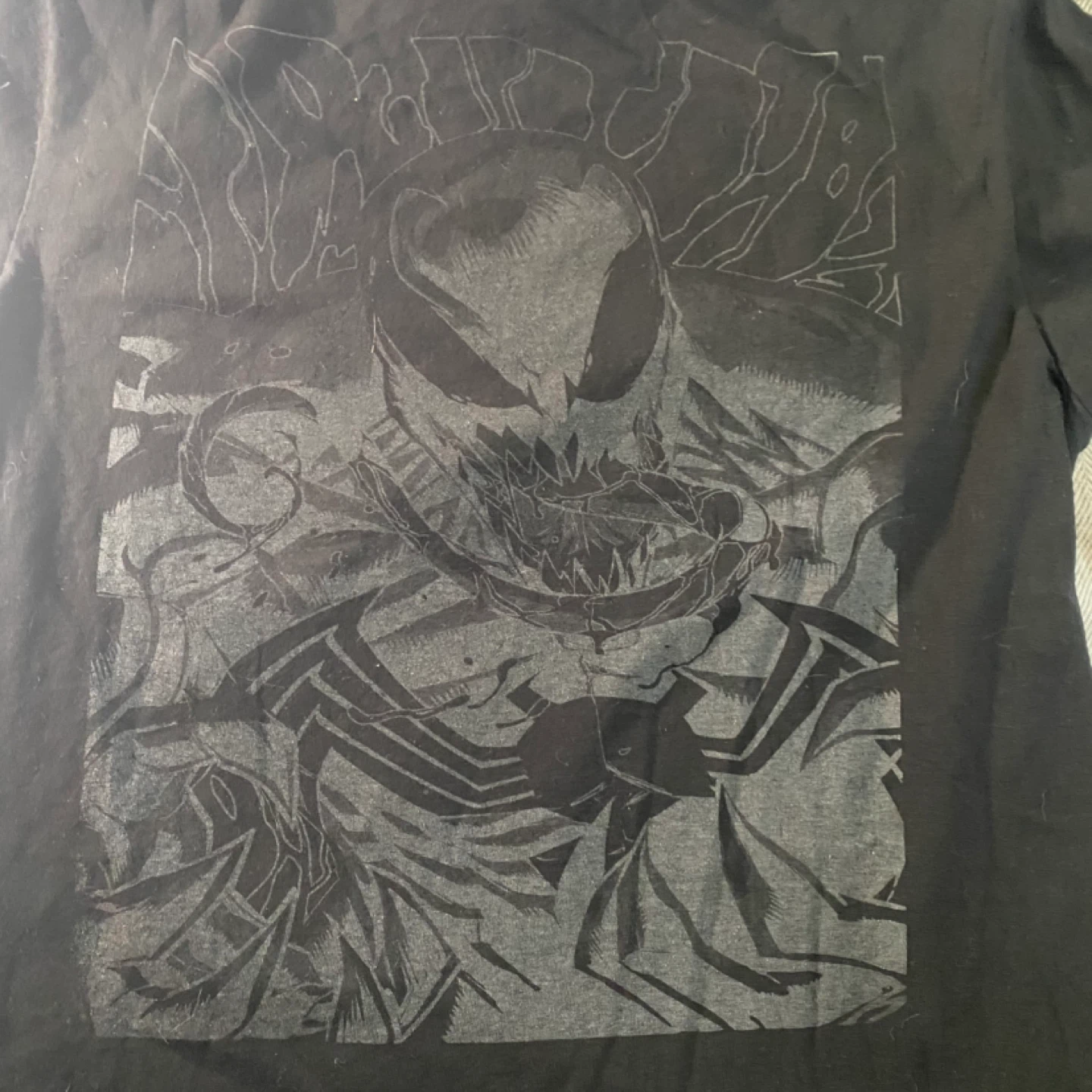 Black Venom Graphic T-Shirt M/L - photo 5