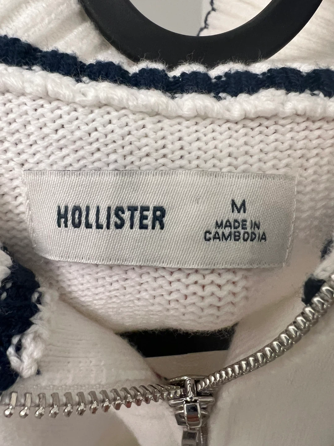 Hollister USA Half-Zip Sweater - Women's Medium - photo 4