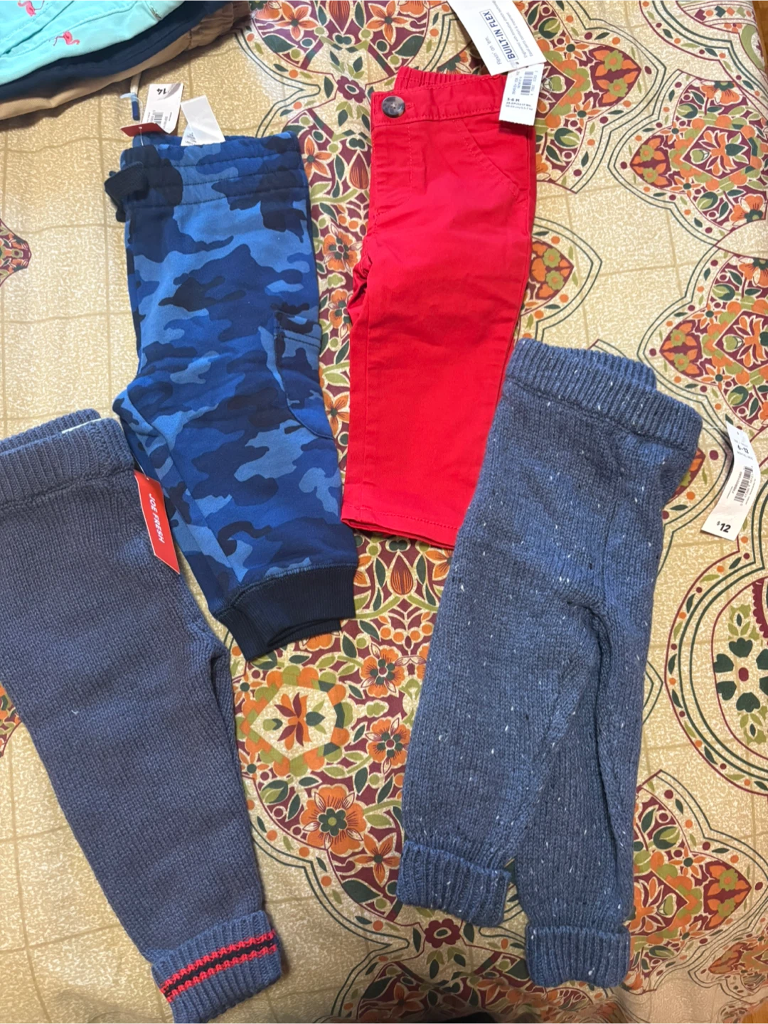 Joe fresh pants/bottoms