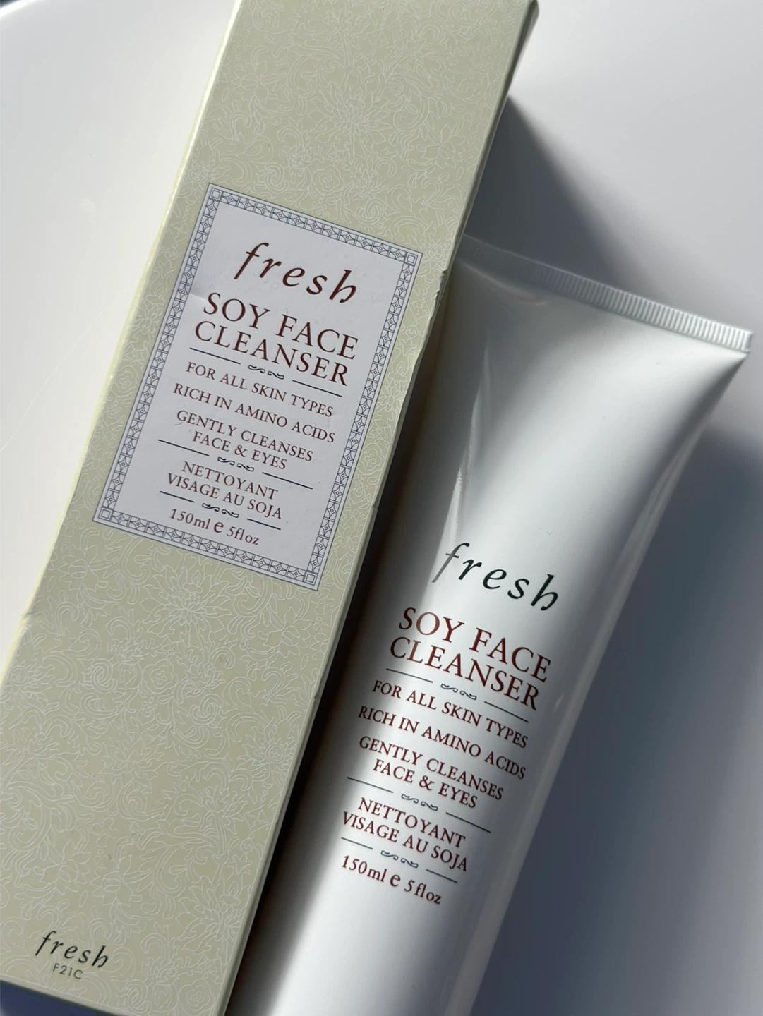Fresh Soy Face Cleanser