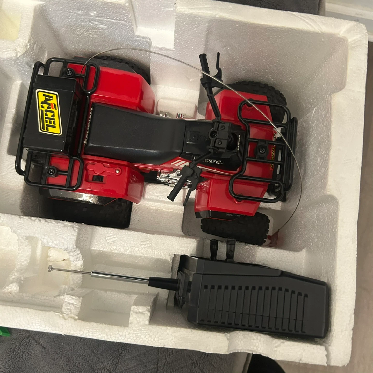 Shinei 4TRAX Radio Controlled Honda TRX 250 ATV Toy - photo 3