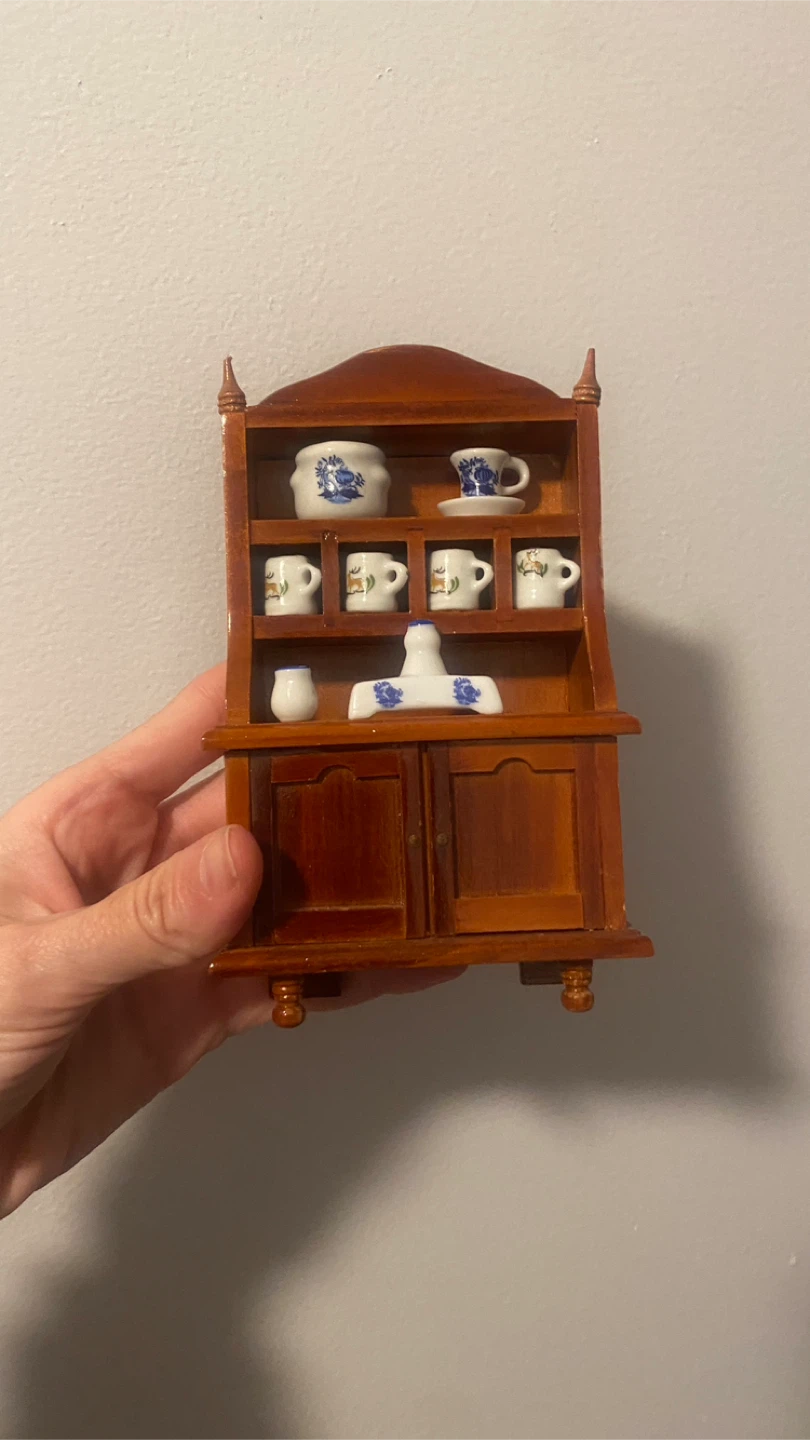 Miniature kitchen dresser 5.5 inches tall - photo 3