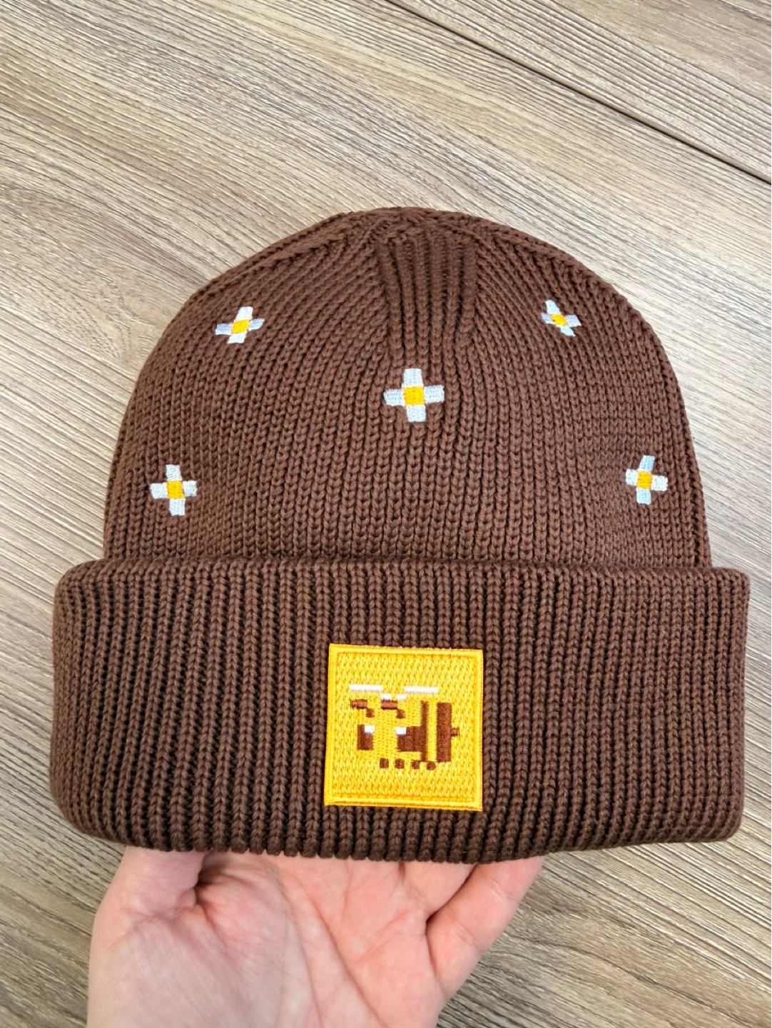 Minecraft Cool Shirtz Bee Beanie SOLD OUT everywhere