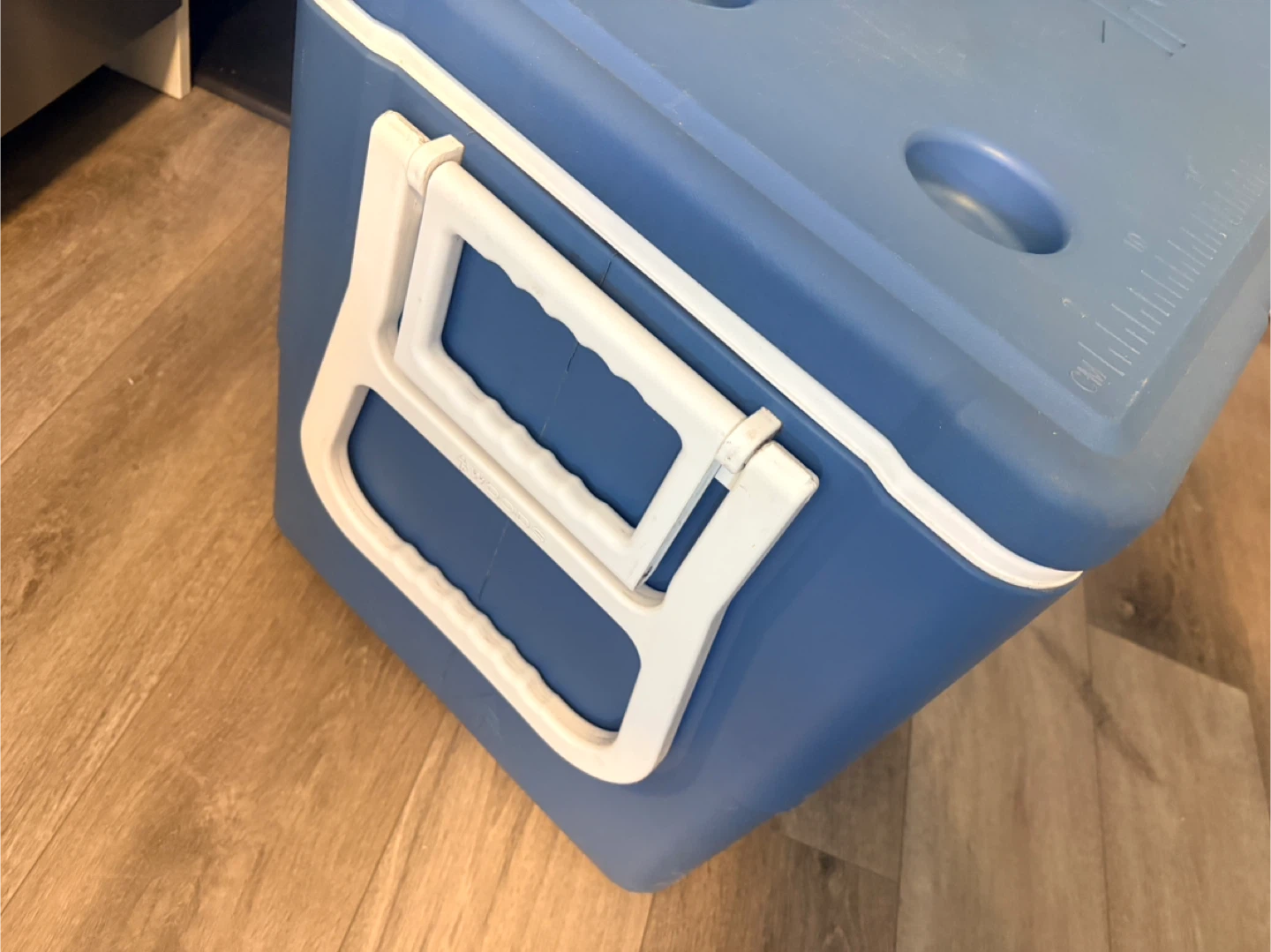 Woods 100L Cooler with Wheels - photo 4