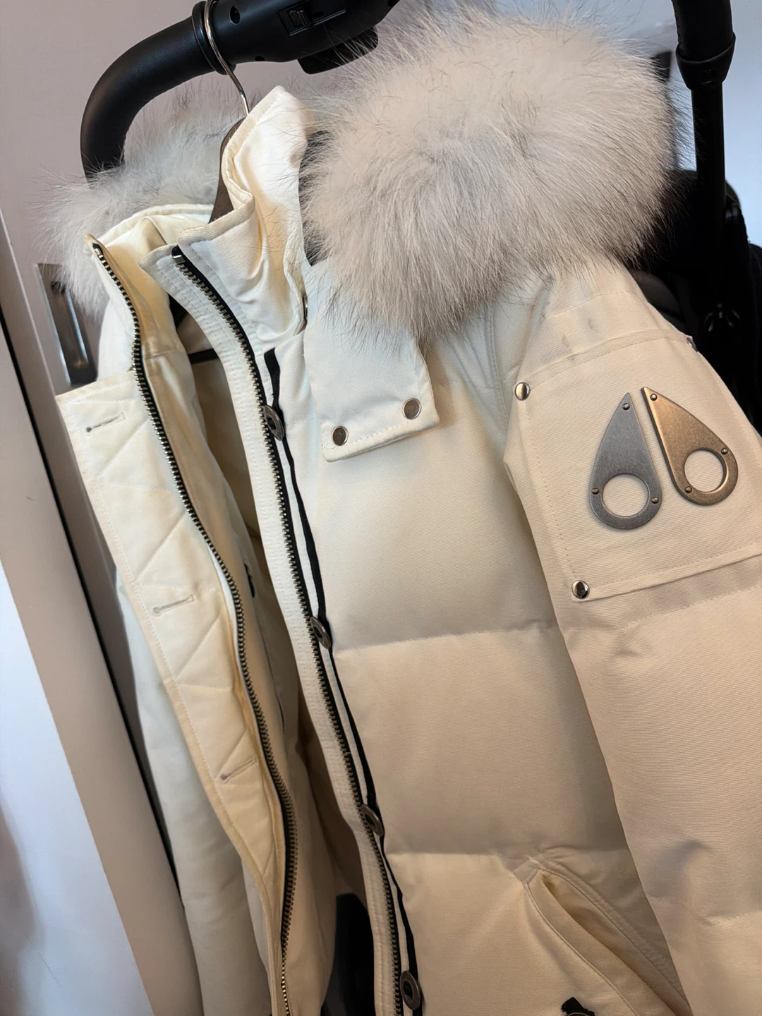 Moose Knuckles Cream Down Puffer Jacket with Hockey Embroidery - photo 3