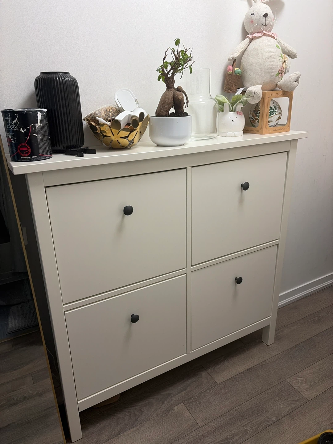 White 4-Door Shoe Cabinet