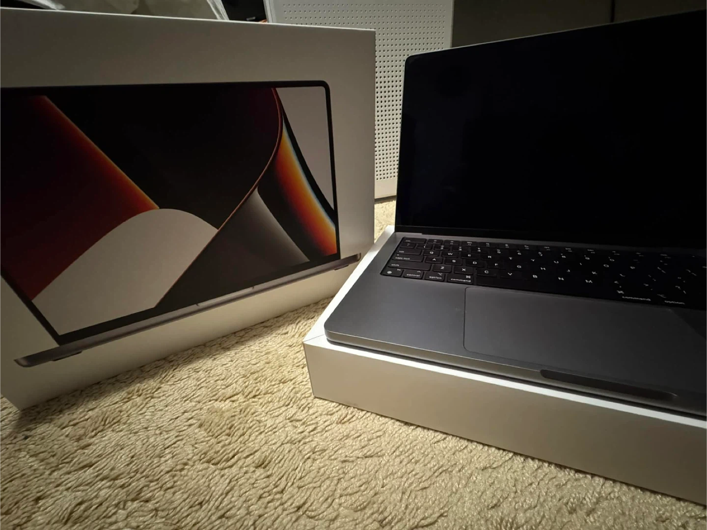 Apple MacBook Pro 14-inch 16GB RAM 512GB SSD