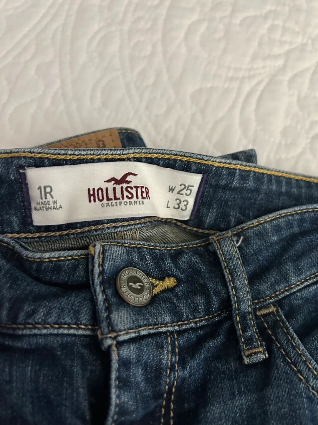 Hollister Jeans - Women's Size 25x33 - photo 4