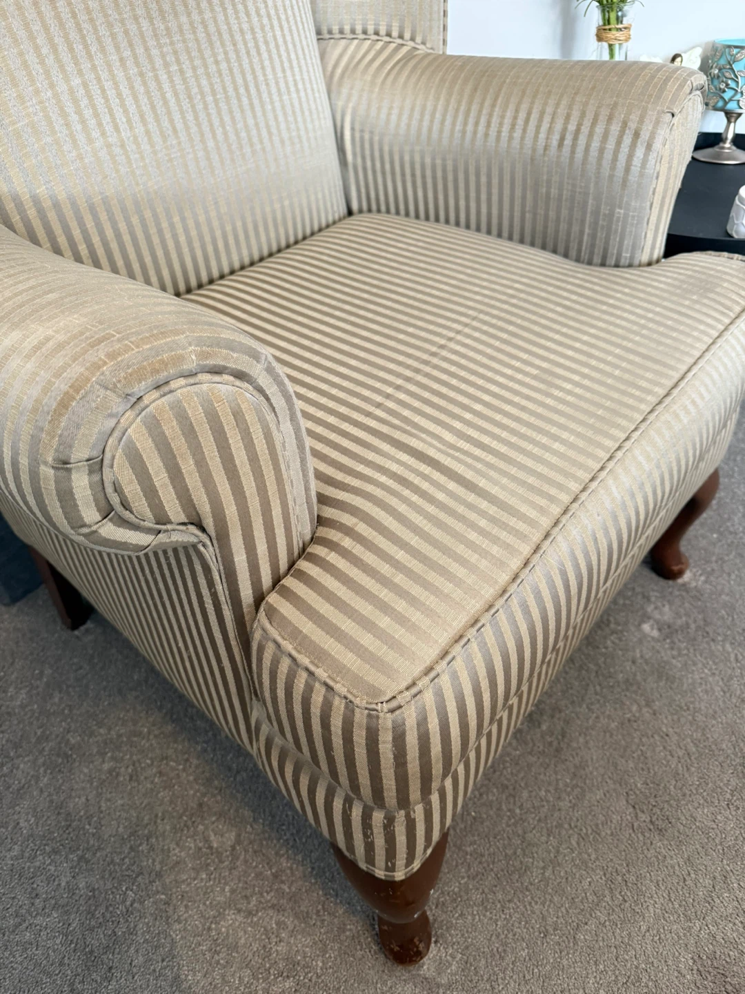 Wingback Armchair - photo 3