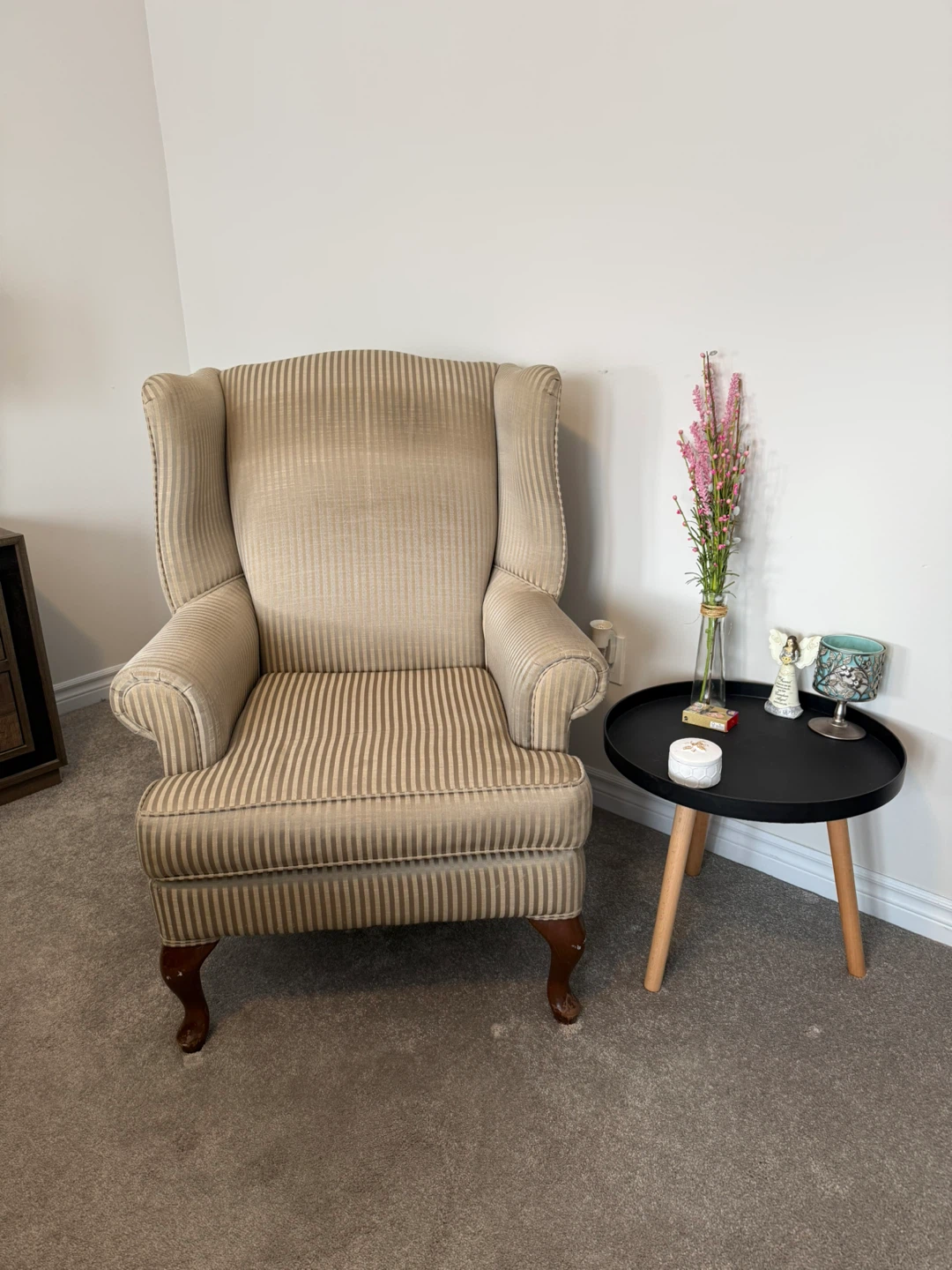 Wingback Armchair - photo 2