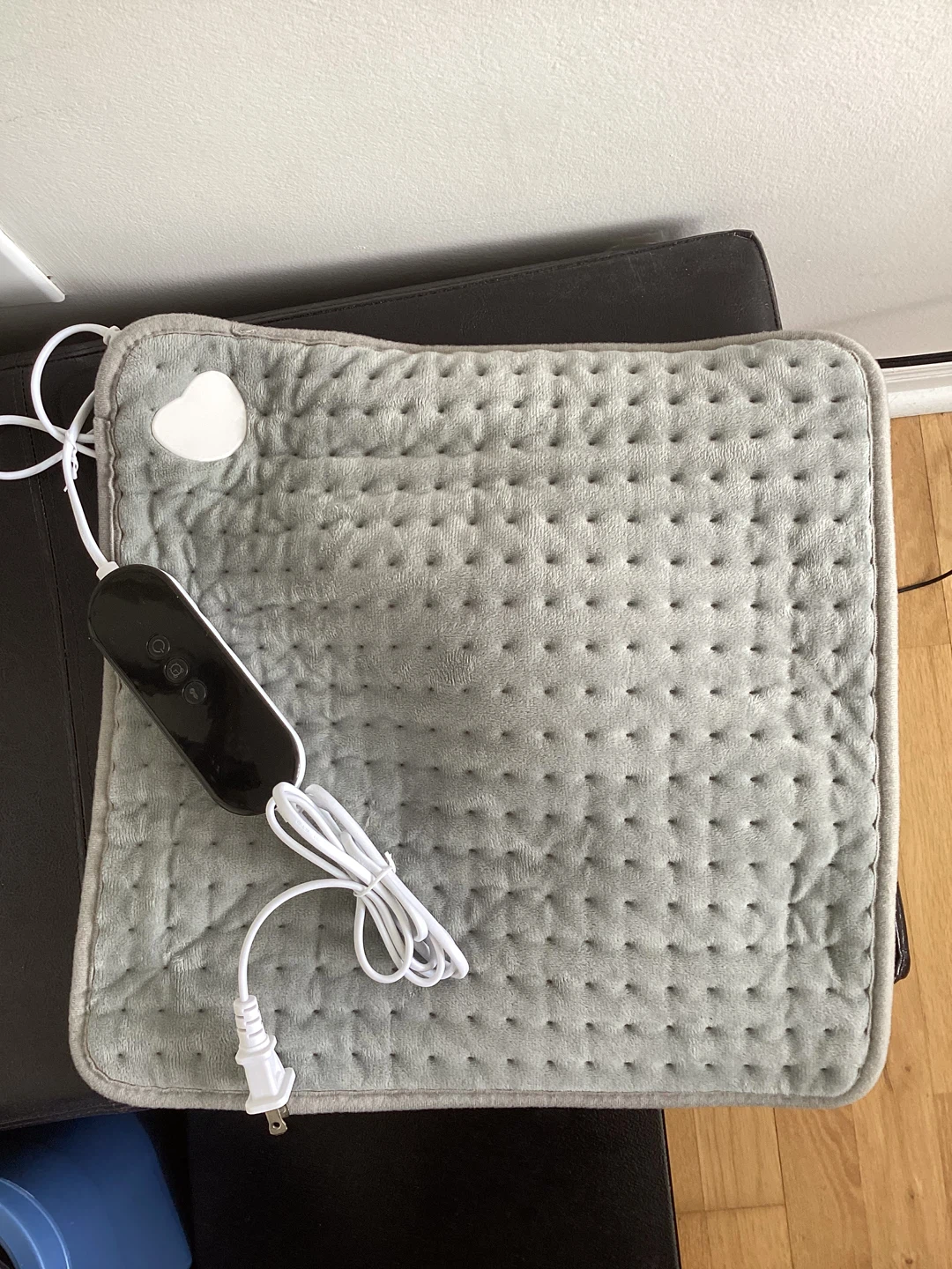 Heating velor Pad for Back Pain Relief - photo 4