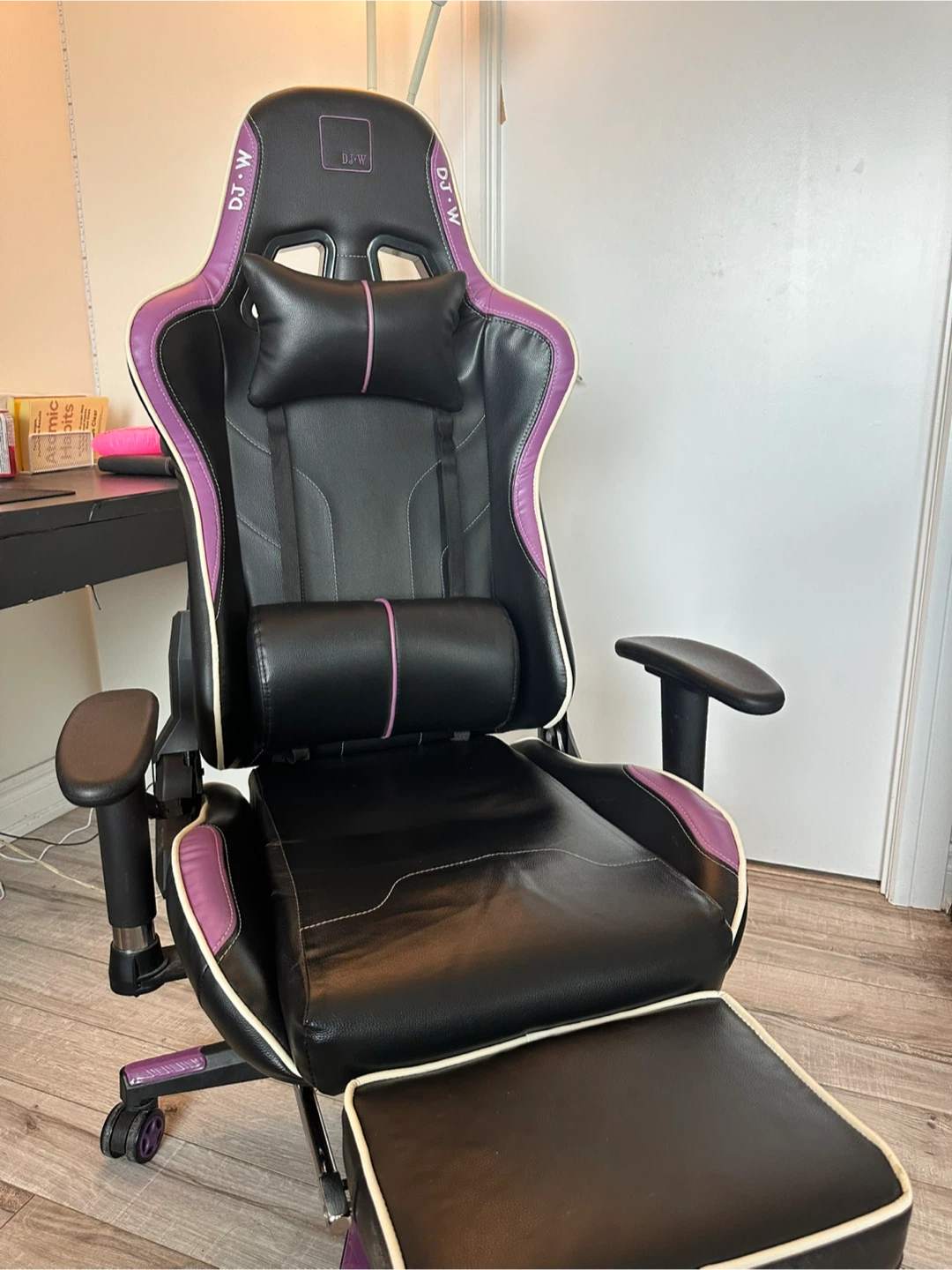 Gaming & Office Chair – Excellent Condition